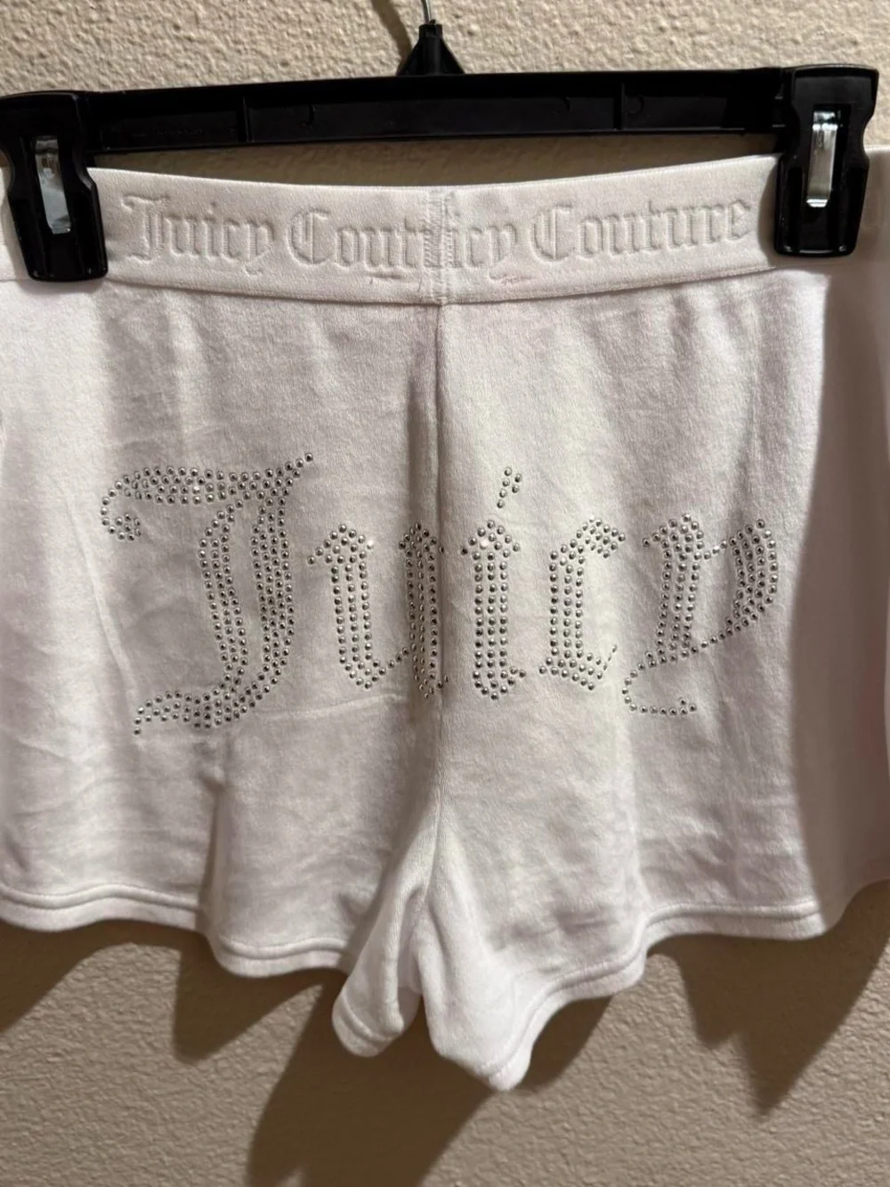 Juicy Couture White Logo-Trim Lounge Shorts
